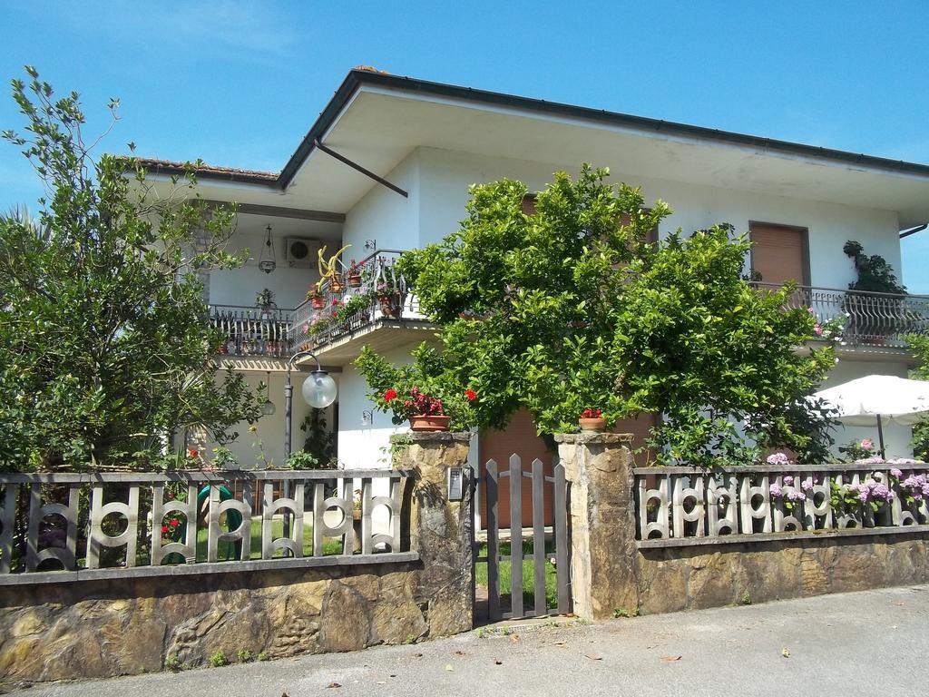 Appartamento Da Benito & Renza Lucca Kamer foto